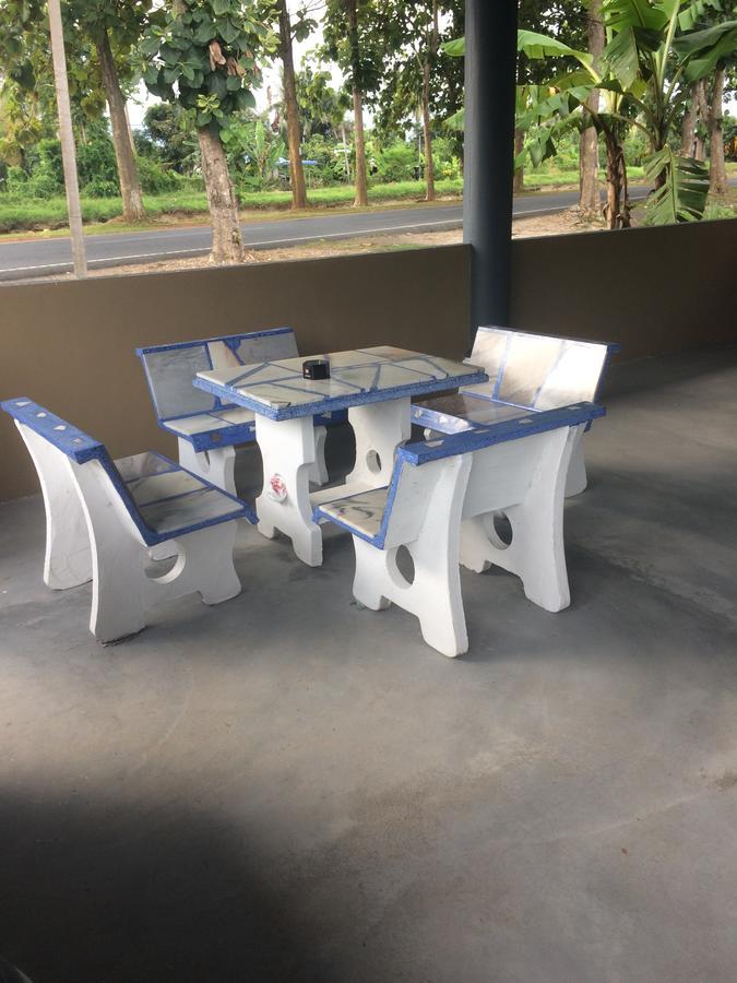 Roomstay Zulmi Arau Kültér fotó